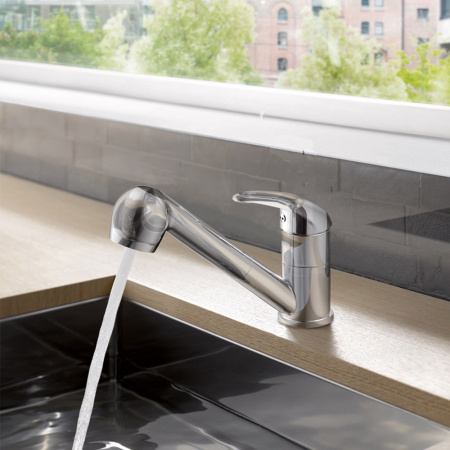 Смеситель для кухни c выдвижным изливом VEGA 12421VE